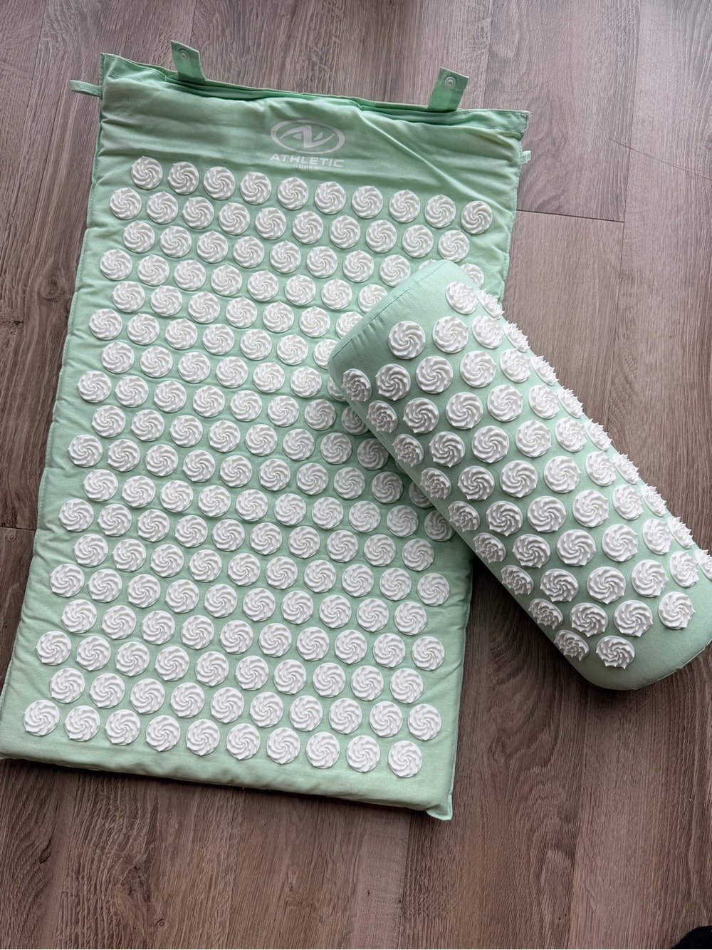 Athletic Works Mint Green Acupressure Mat and Neck Pillow Set